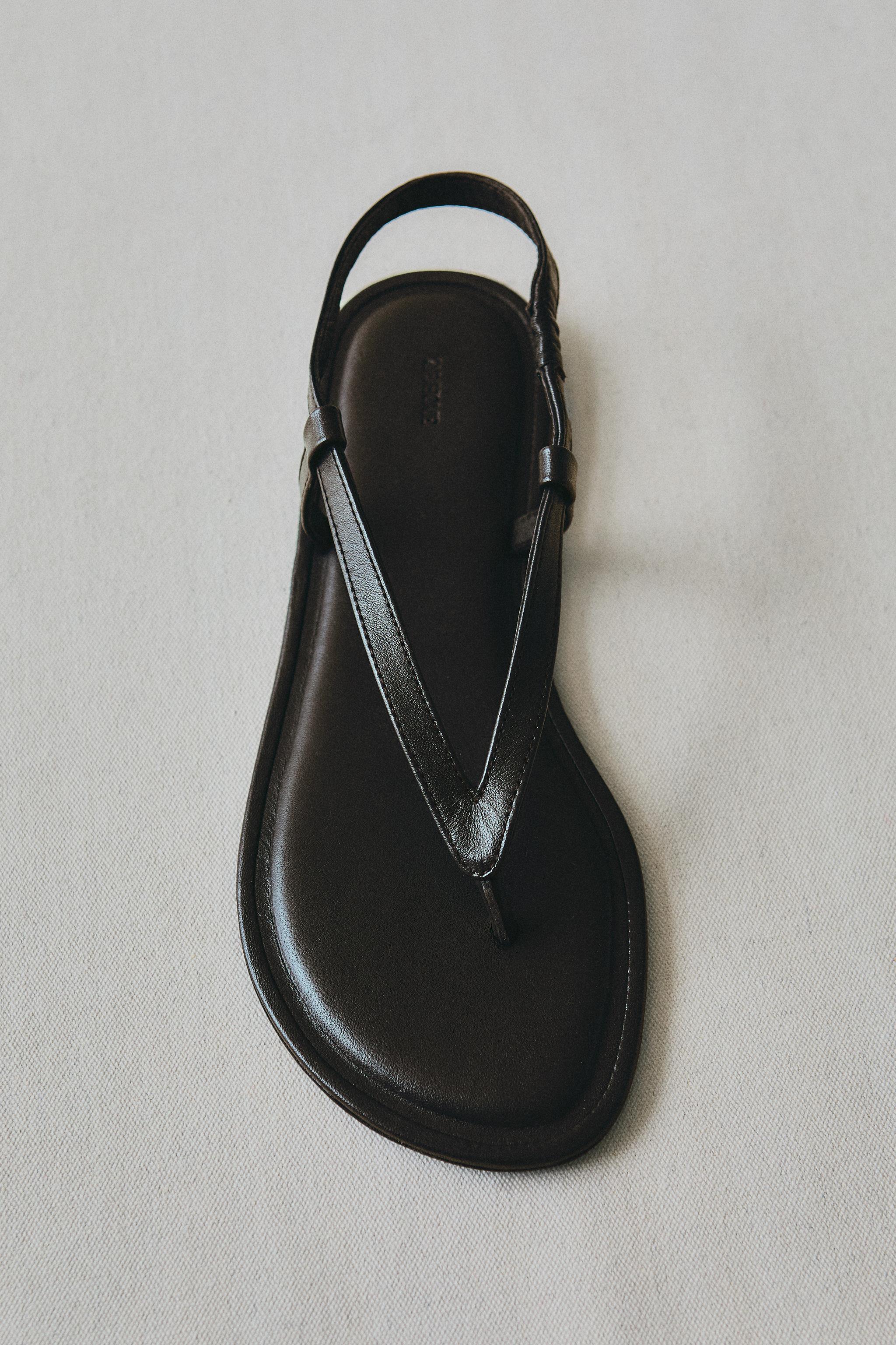 FLAT LEATHER SANDALS